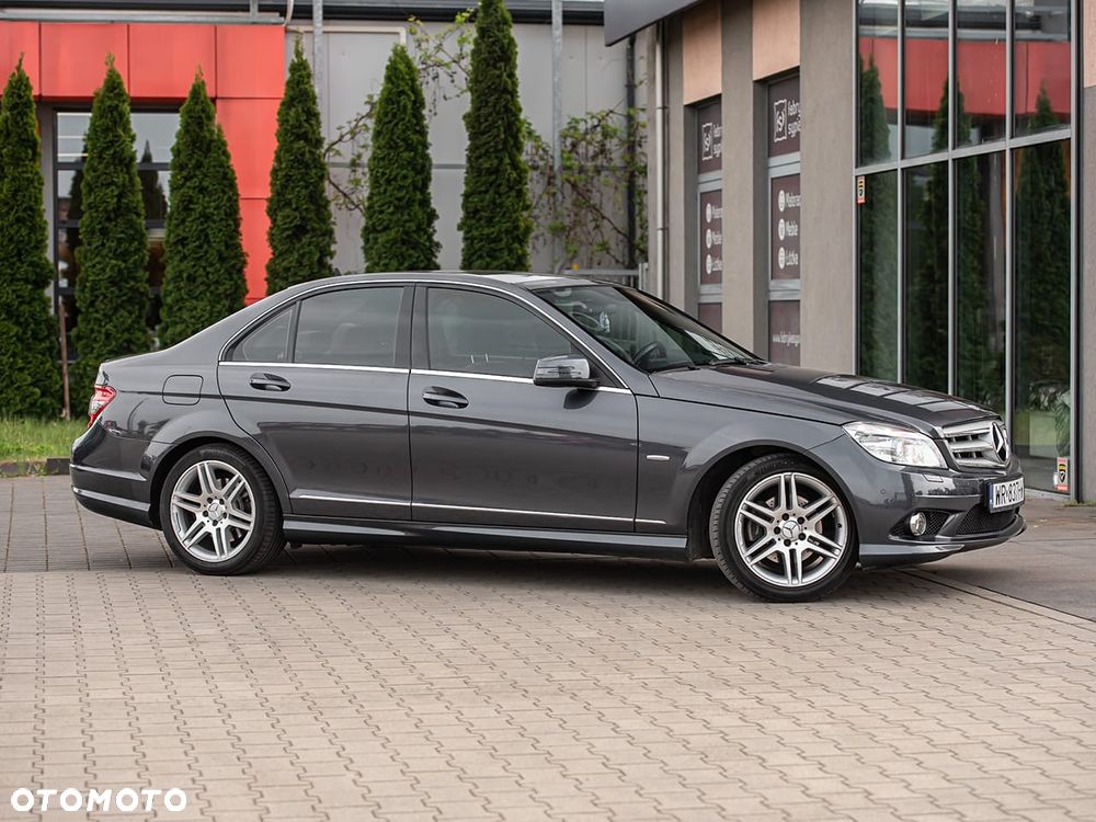Mercedes-Benz Klasa C 220 CDI DPF Automatik Avantgarde - 11