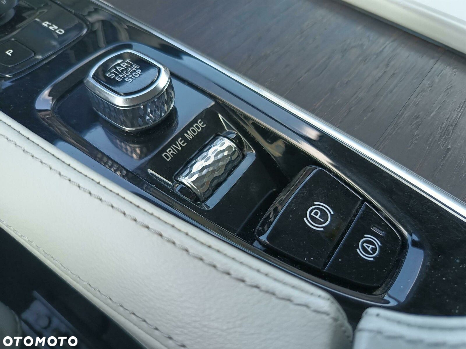 Volvo S90 - 31
