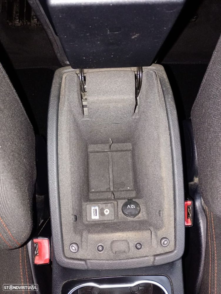 Ford S-Max 1.6 TDCi Trend Busine.7L - 31