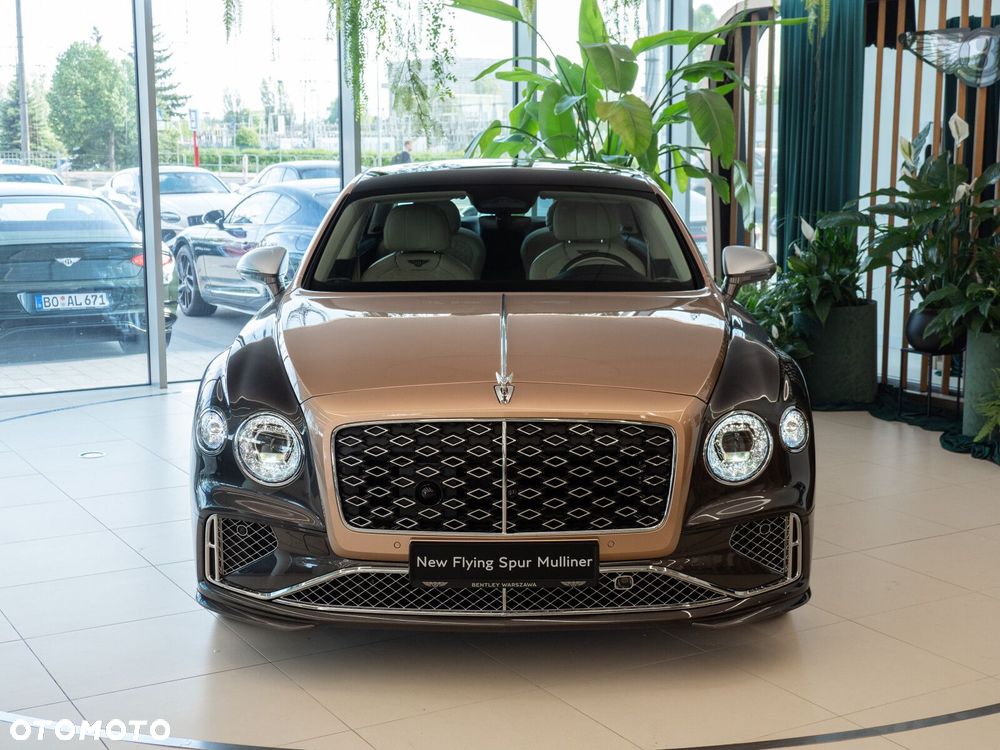 Bentley Flying Spur - 2