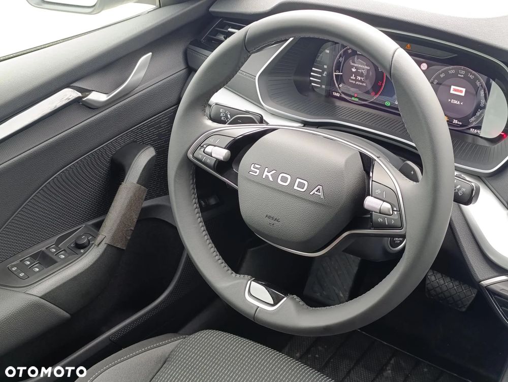 Skoda Octavia 1.5 TSI e-TEC DSG Selection - 26