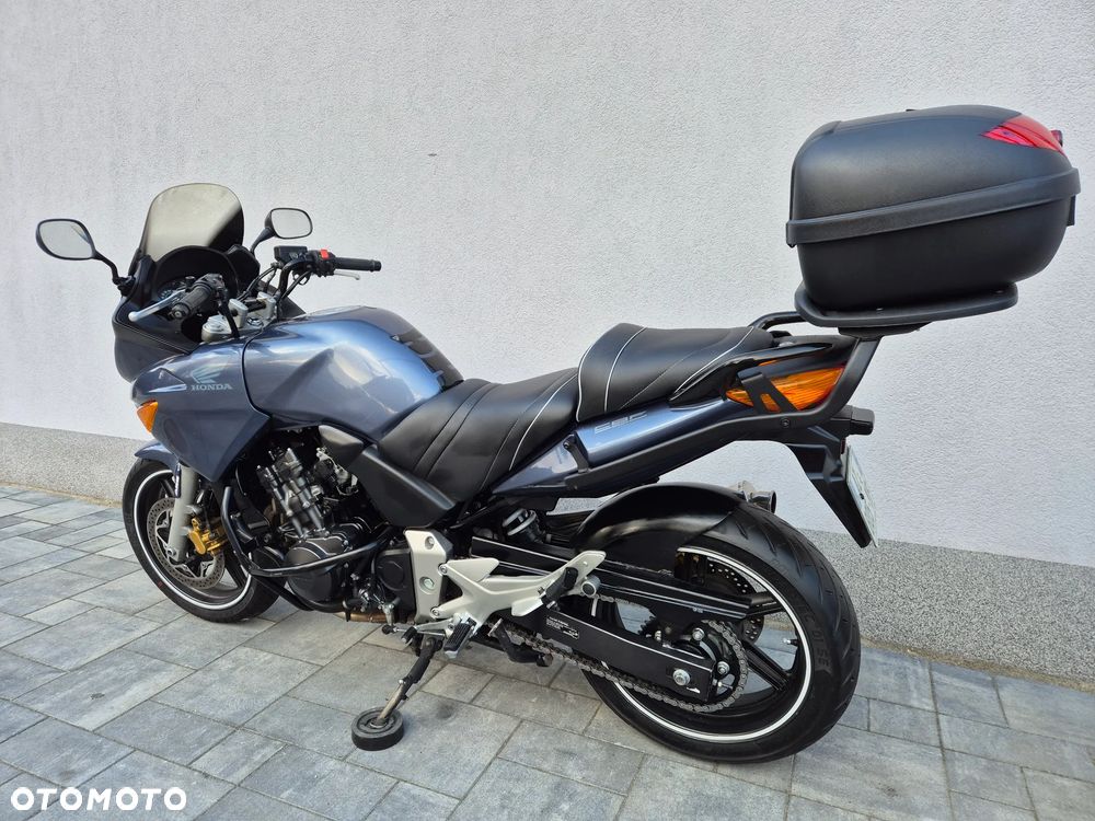 Honda CBF - 10