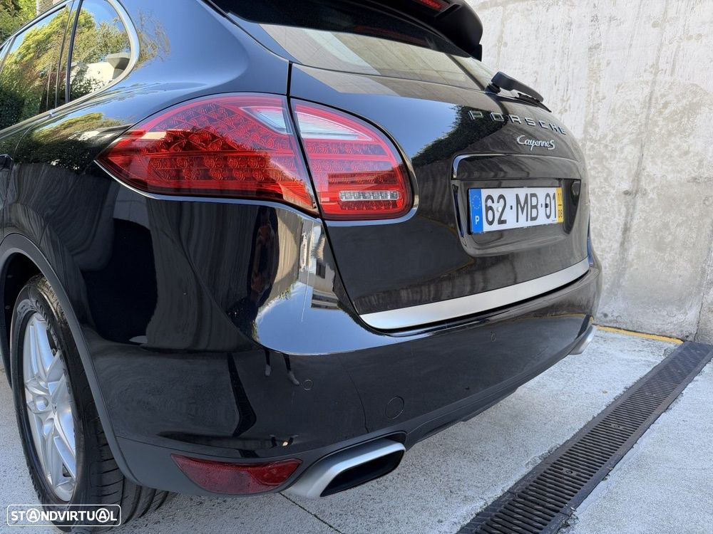 Porsche Cayenne S - 15