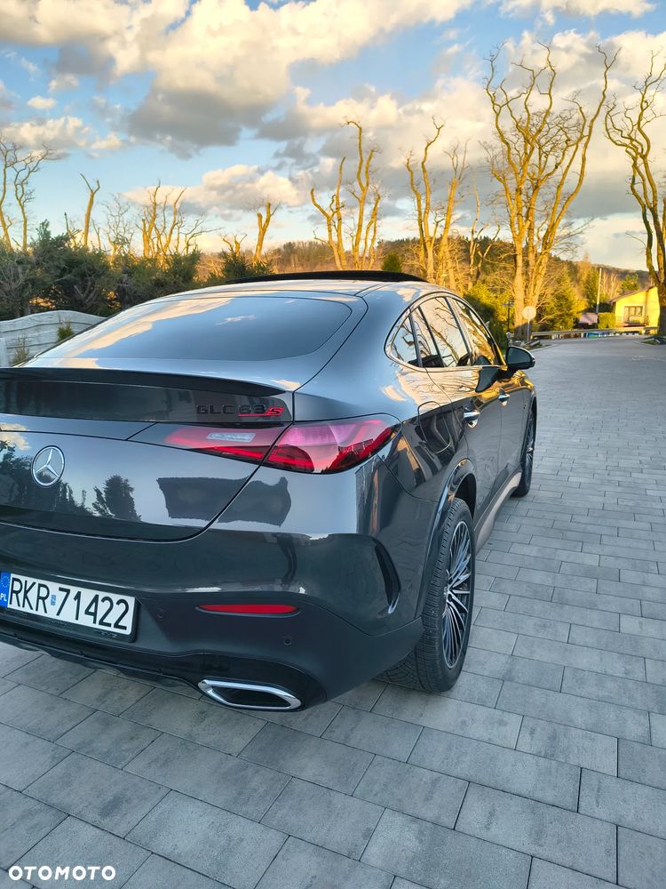 Mercedes-Benz GLC 300 4Matic 9G-TRONIC AMG Line Plus - 14