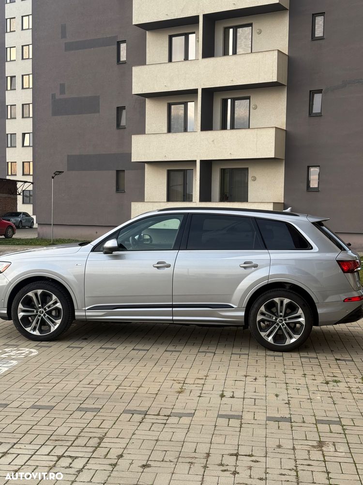 Audi Q7 55 TFSI quattro Tiptronic S line - 6