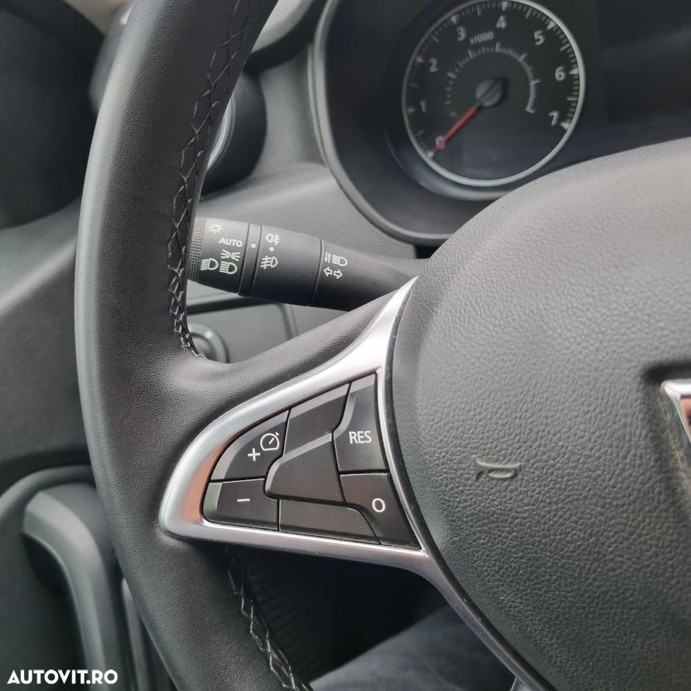 Dacia Duster 1.6 SCe Prestige jante 16" - 16