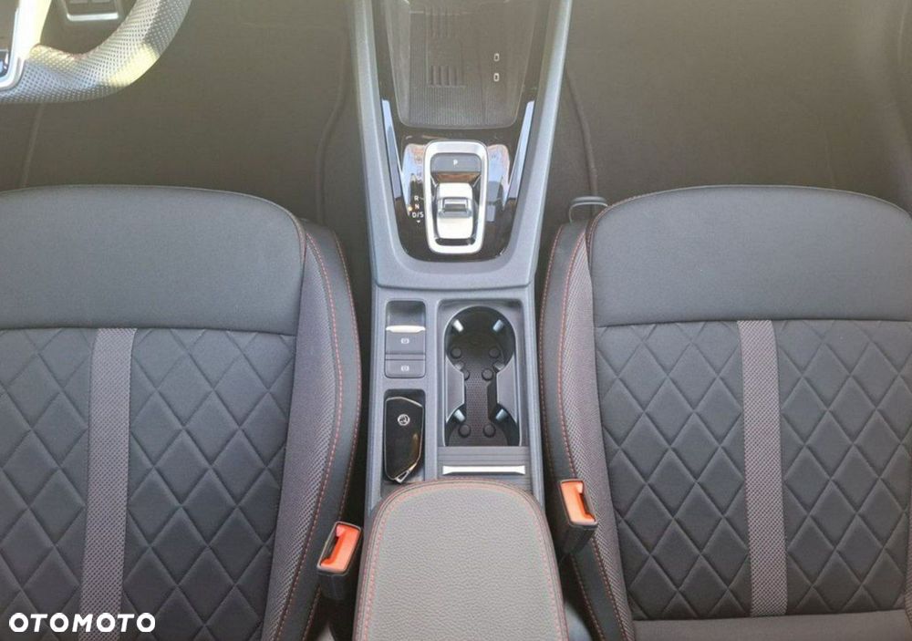 Skoda Octavia 2.0 TSI RS DSG - 9