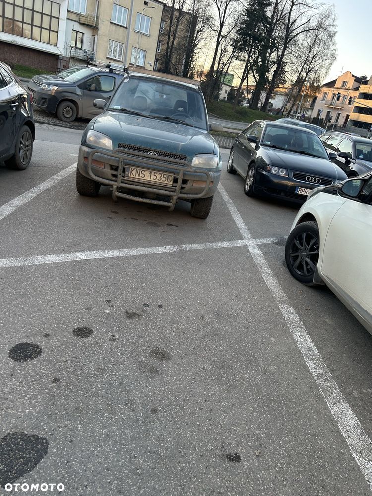 Toyota RAV4 - 3