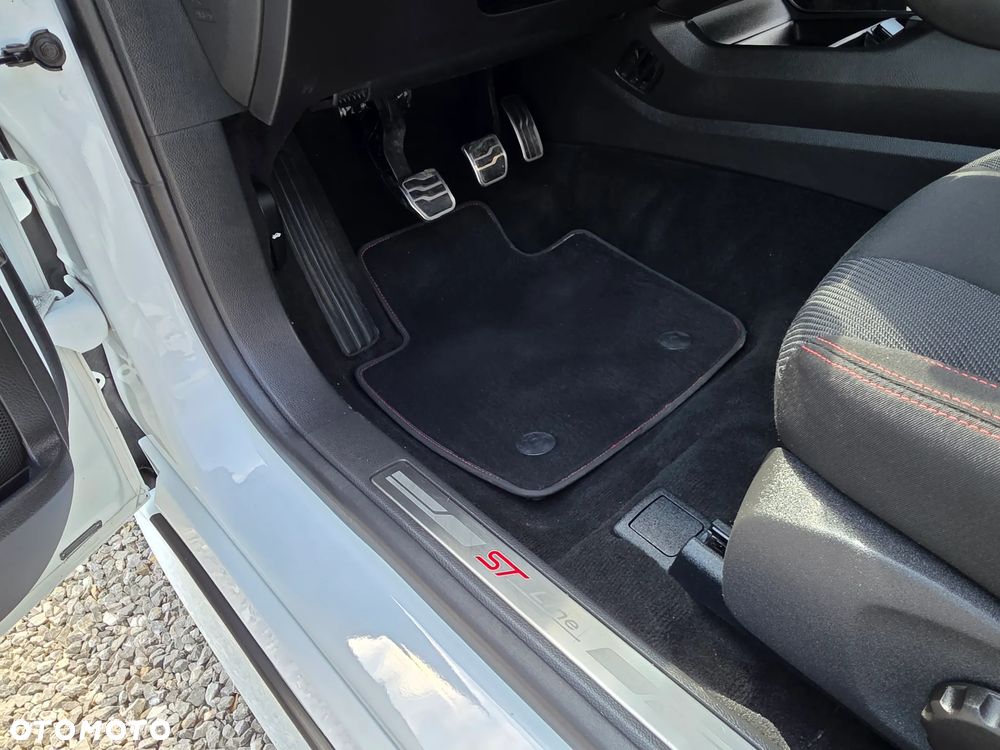 Ford Mondeo 1.5 EcoBoost ST-Line - 29