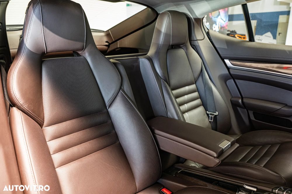 Porsche Panamera 3.0 Tiptronic S - 8