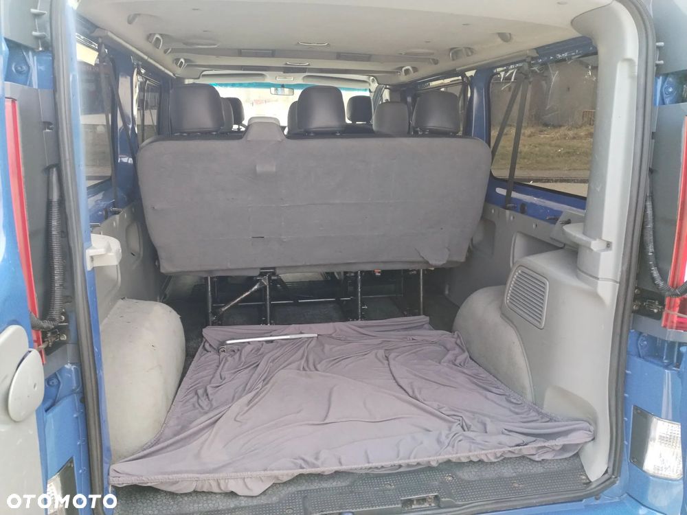 Renault Trafic - 11
