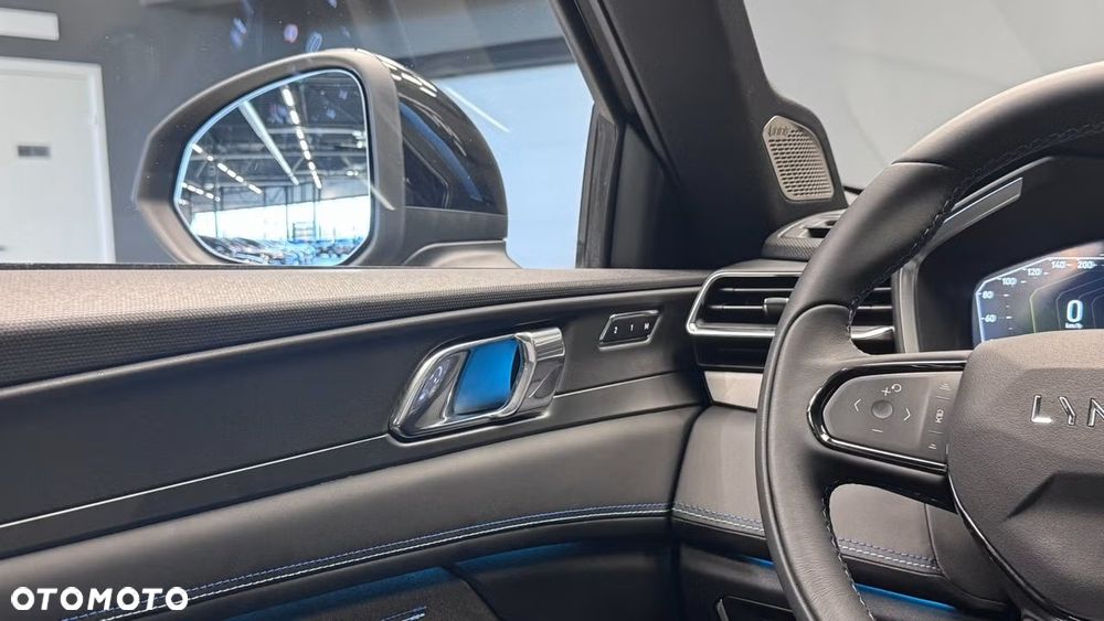 Lynk & Co 01 - 7