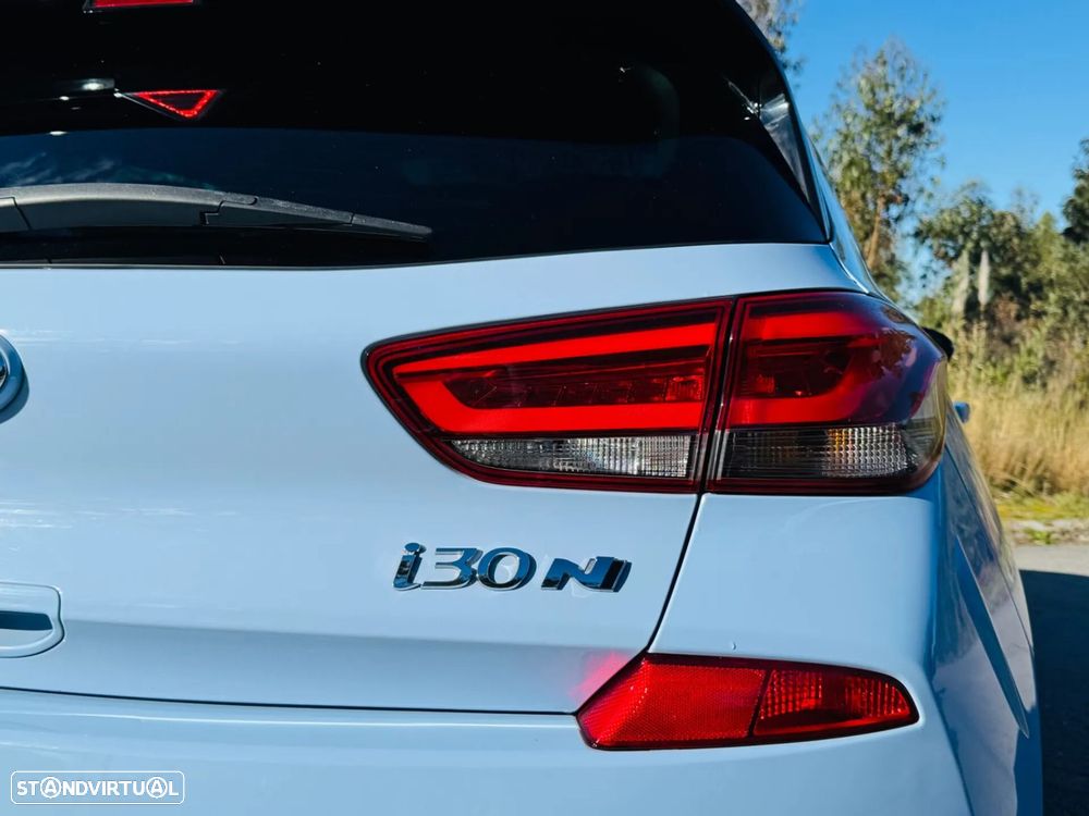 Hyundai i30 N 2.0 T-GDi Pack Performance - 16