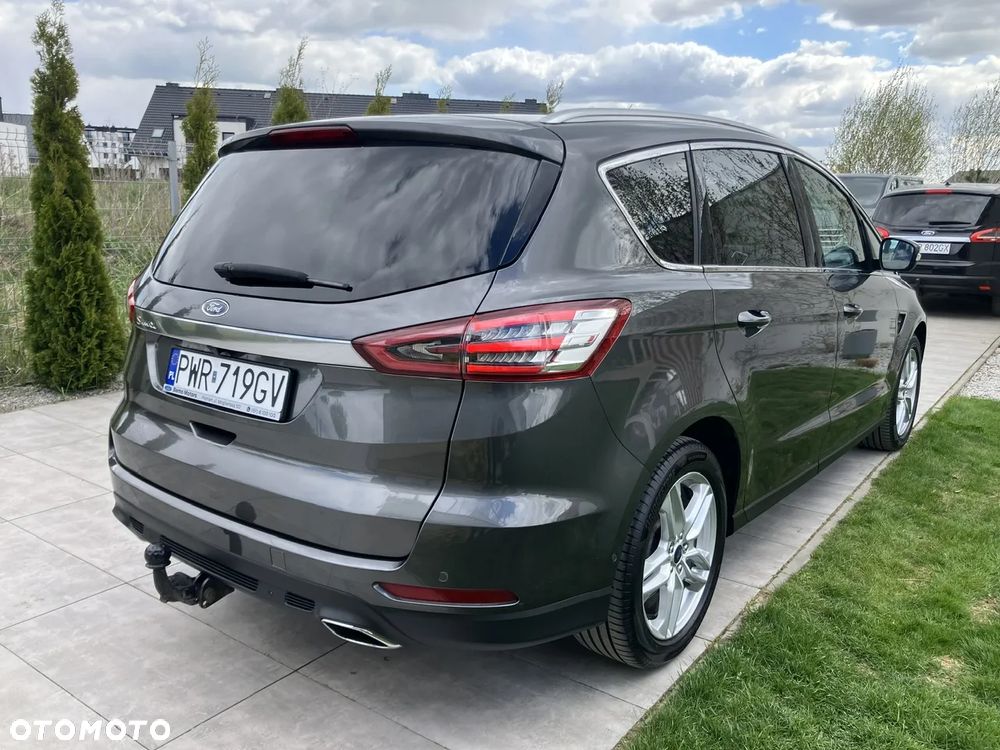 Ford S-Max 2.0 TDCi Titanium PowerShift - 9