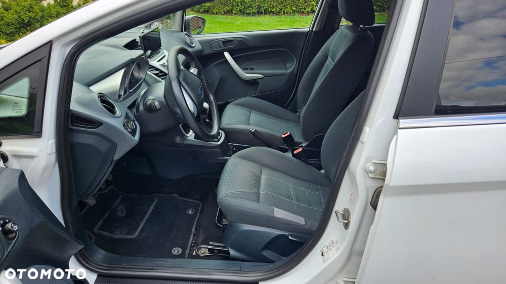 Ford Fiesta 1.6 TDCi Titanium - 15