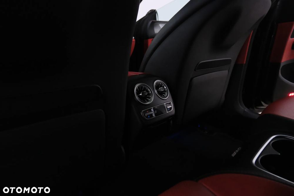 Mercedes-Benz AMG GT 63 4Matic+ Speedshift MCT 9G - 29