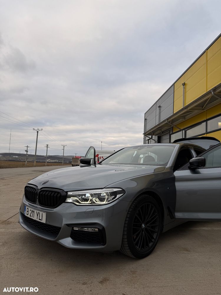 BMW Seria 5 530i xDrive AT - 18