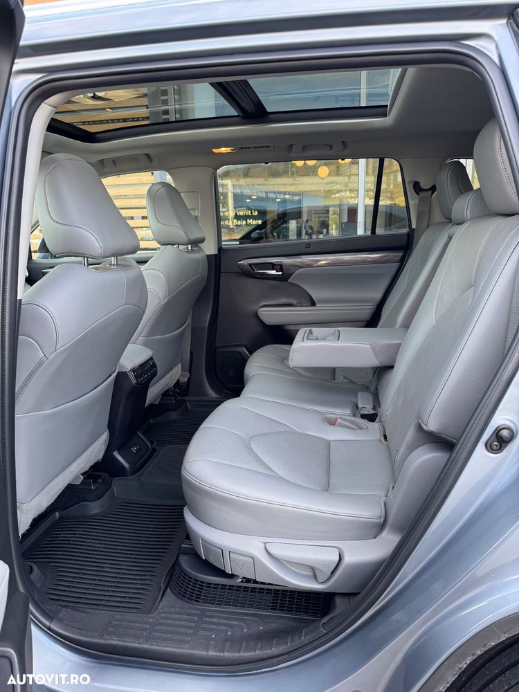 Toyota Highlander - 14