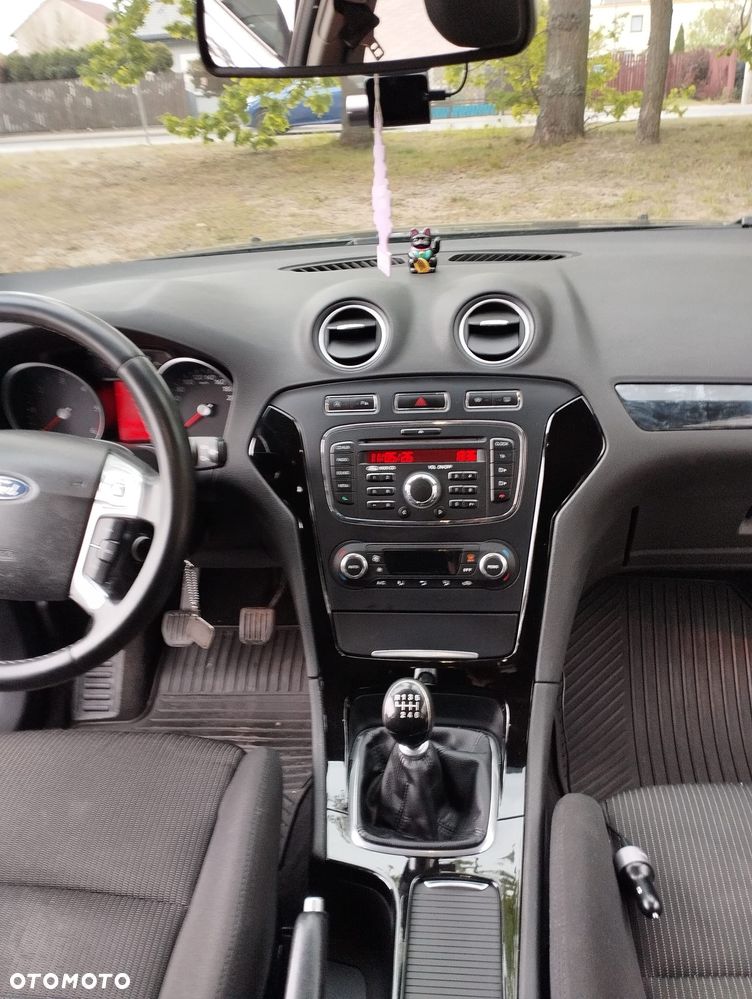 Ford Mondeo 1.6 TDCi Titanium - 22