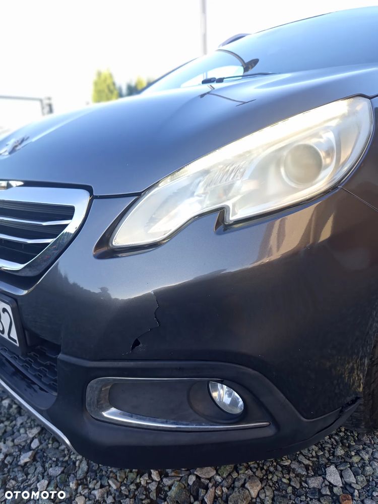 Peugeot 2008 1.6 e-HDi Allure S&S - 9