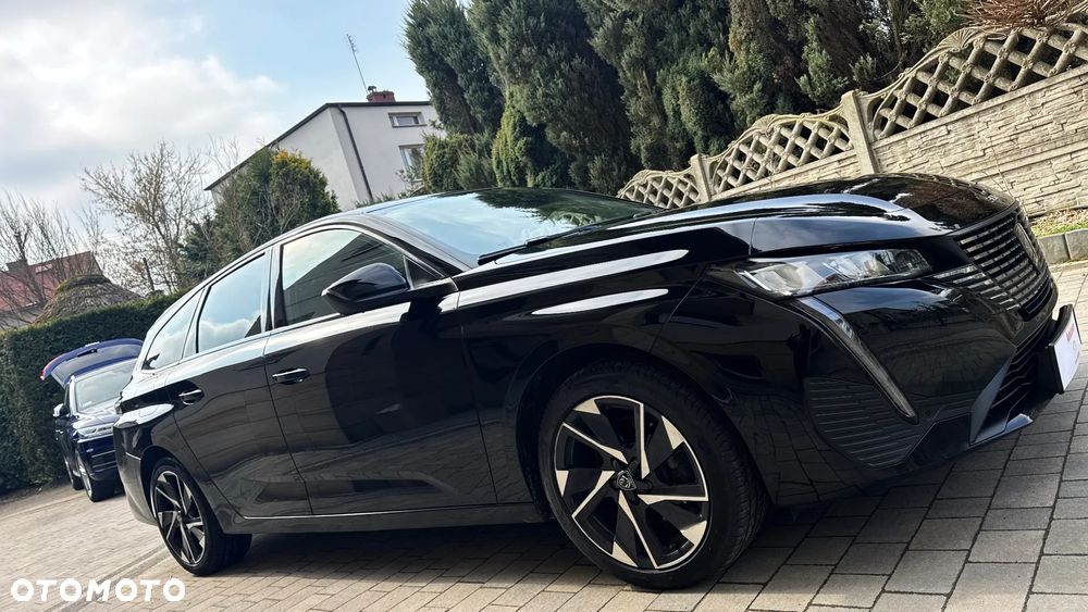 Peugeot 308 BlueHDi 130 EAT8 Allure - 12