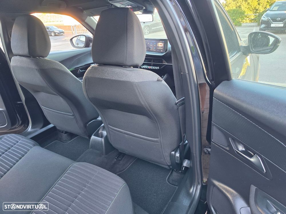 Peugeot 2008 1.2 PureTech Active Pack - 31