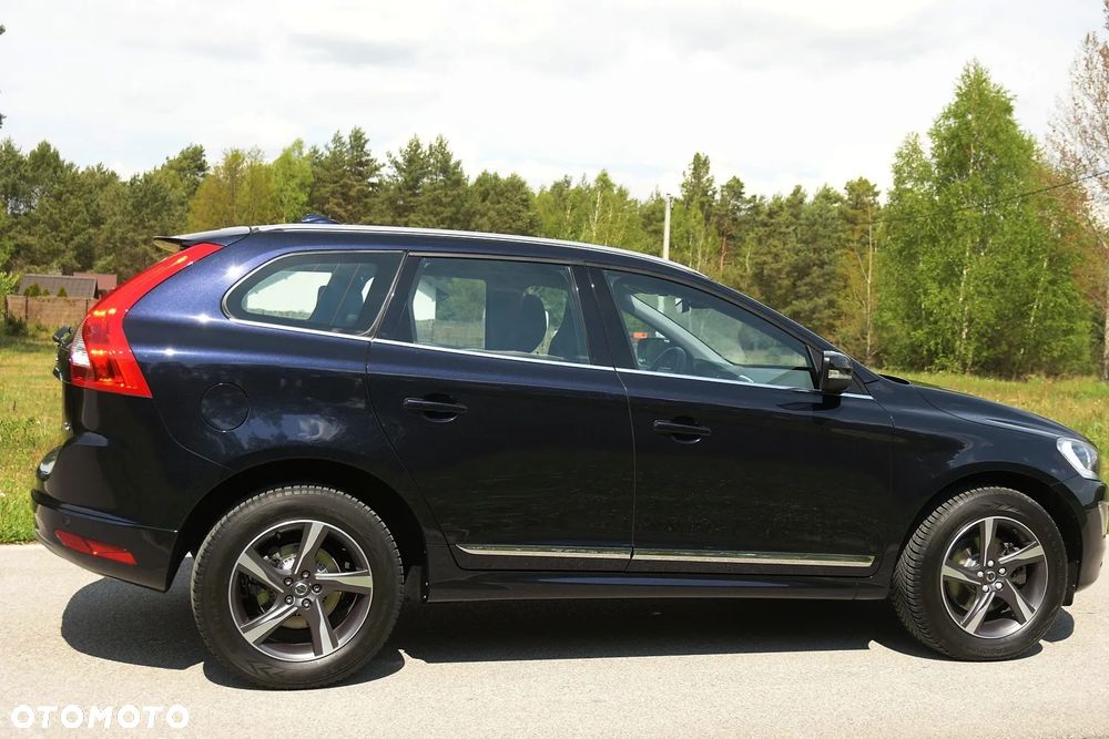 Volvo XC 60 D3 Drive-E Ocean Race - 3