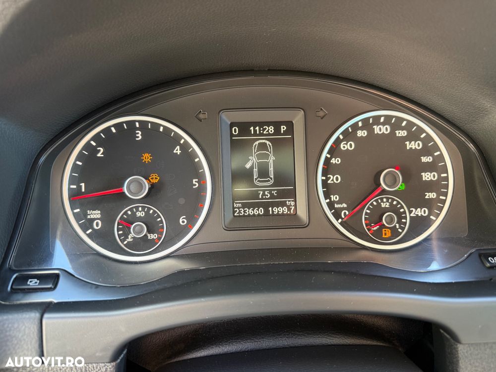 Volkswagen Tiguan 2.0 TDI DPF 4Motion DSG Team - 18