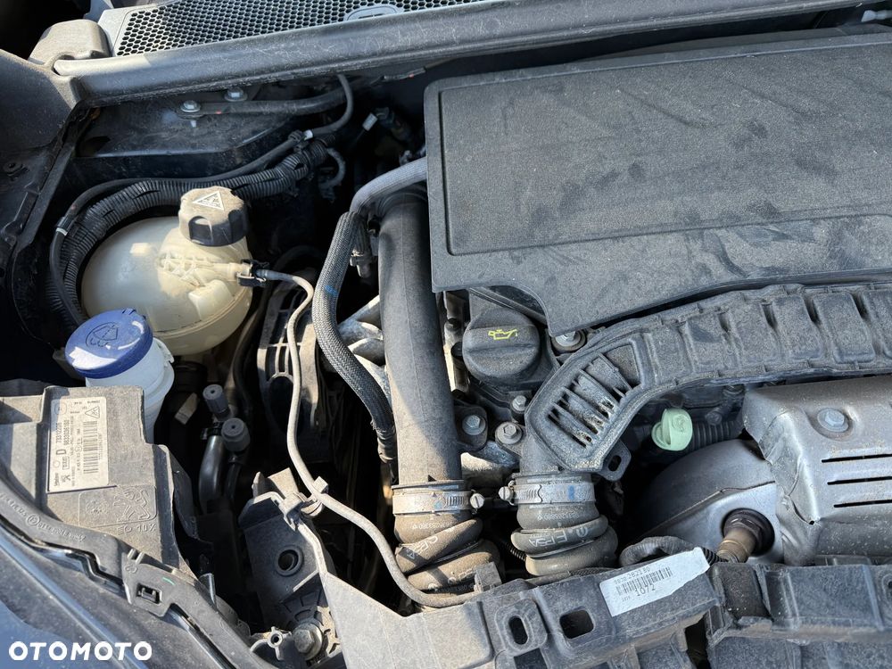 Peugeot 2008 PureTech 100 Active - 23