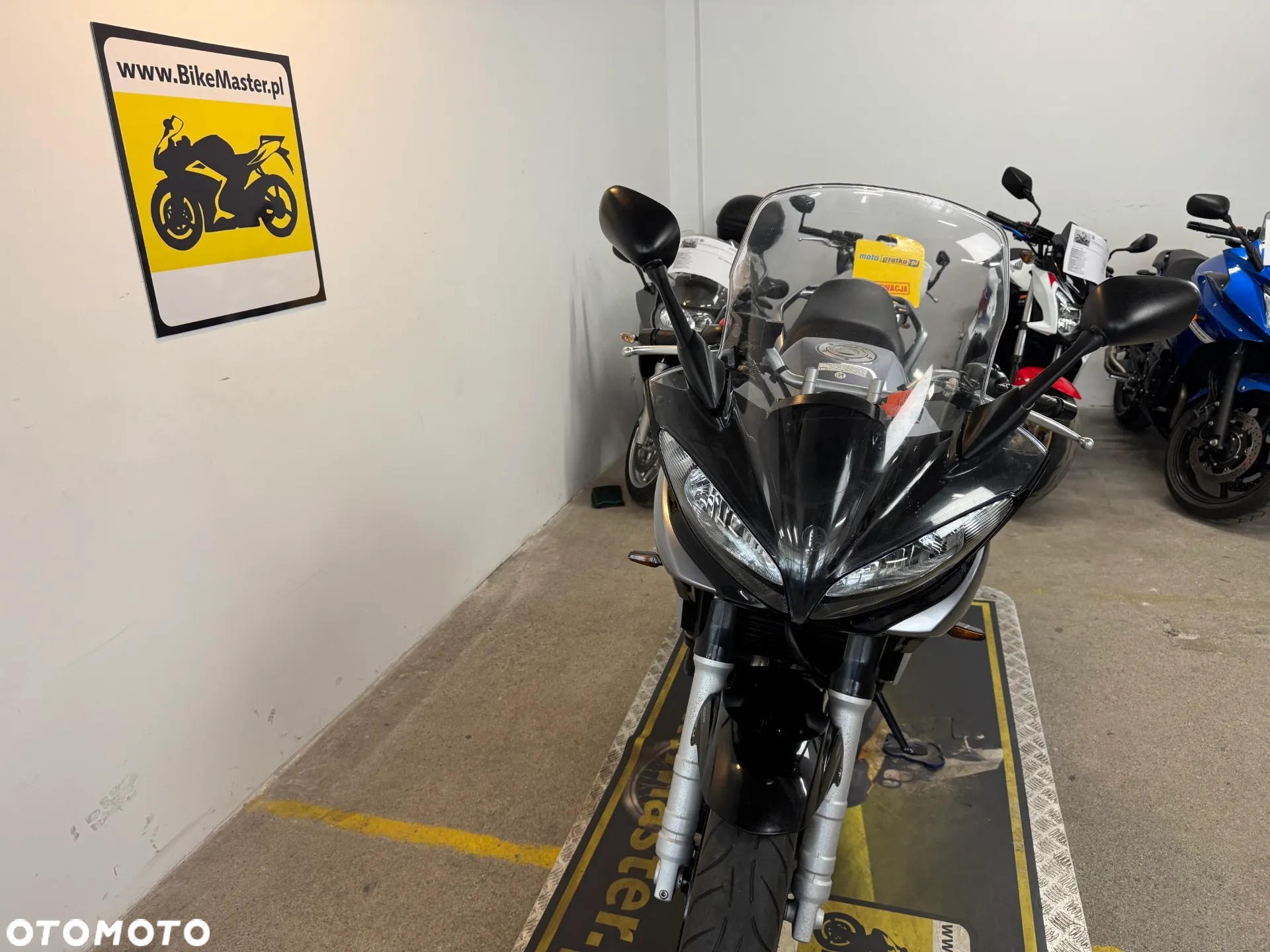 Yamaha FZ6 - 32