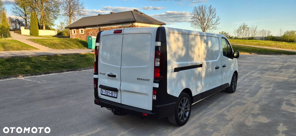 Renault Trafic - 16