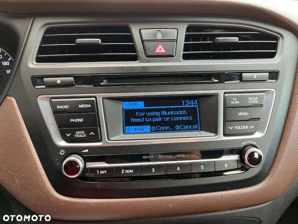 Hyundai i20 1.4 CRDI Comfort - 13