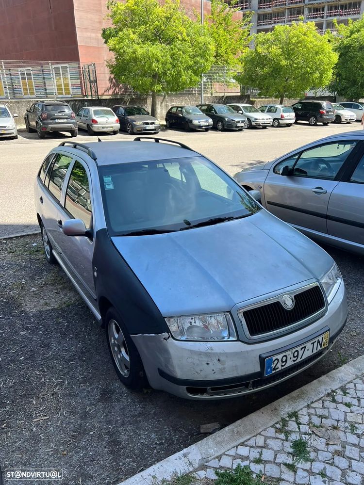 Skoda Outros - 2