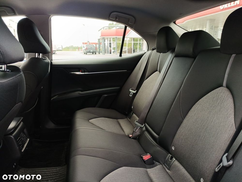 Toyota Camry 2.5 Hybrid Comfort CVT - 14