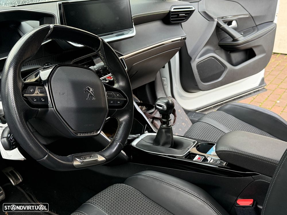Peugeot 2008 1.5 BlueHDi GT - 5