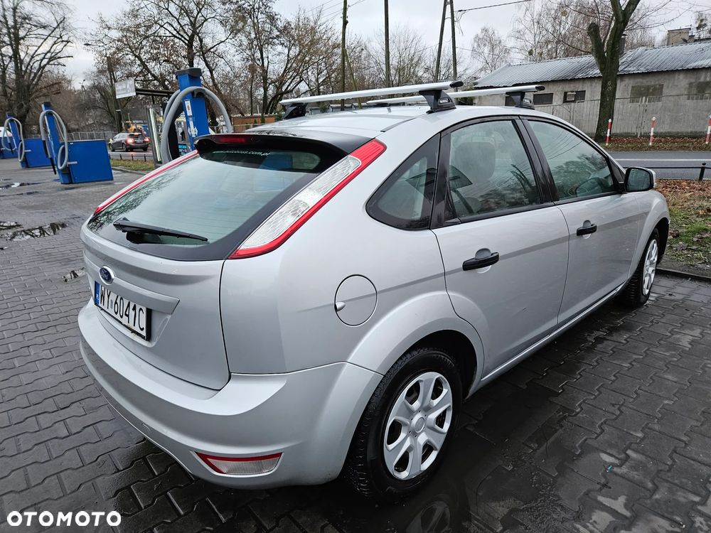 Ford Focus 1.6 Ambiente EU5 - 5