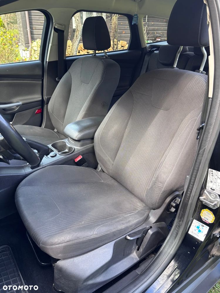Ford Focus 1.6 EcoBoost Titanium - 18