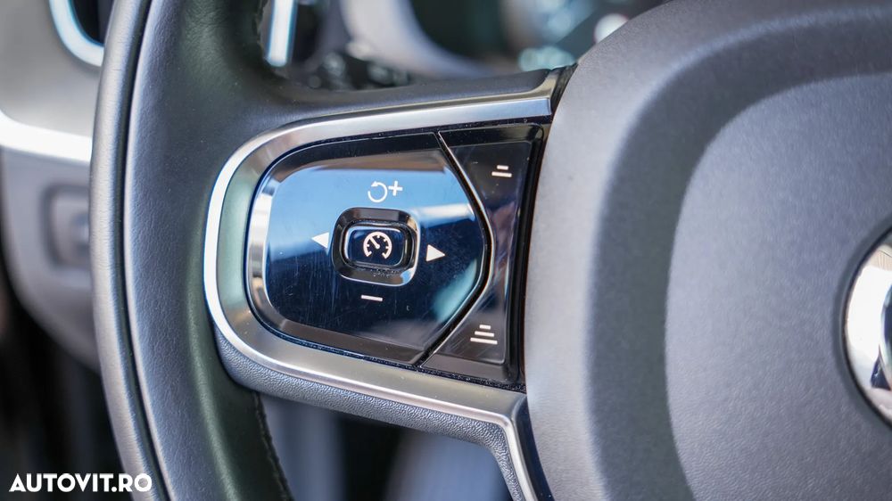 Volvo XC 60 T8 Twin Engine AWD Inscription - 17