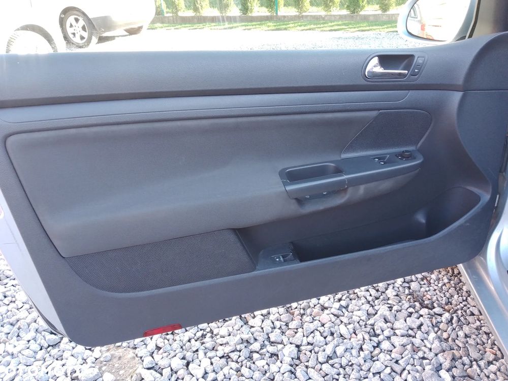 Volkswagen Golf - 12