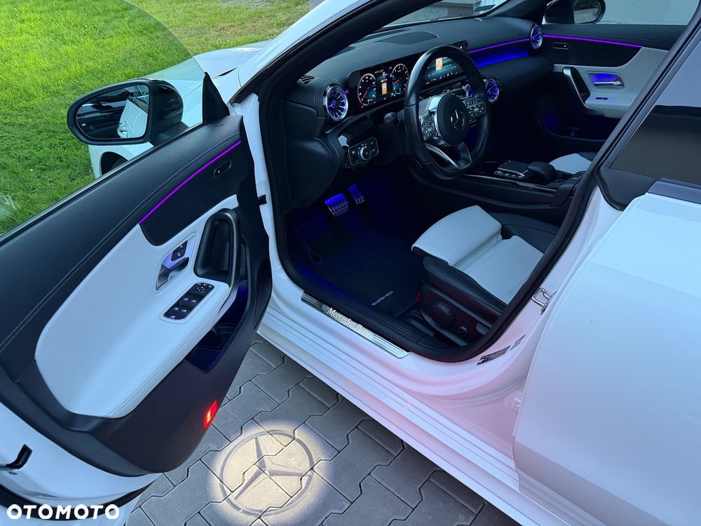 Mercedes-Benz CLA 200 AMG Line 7G-DCT - 28