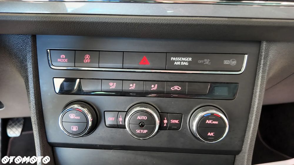 Seat Leon SC 1.4 TSI FR S&S - 38