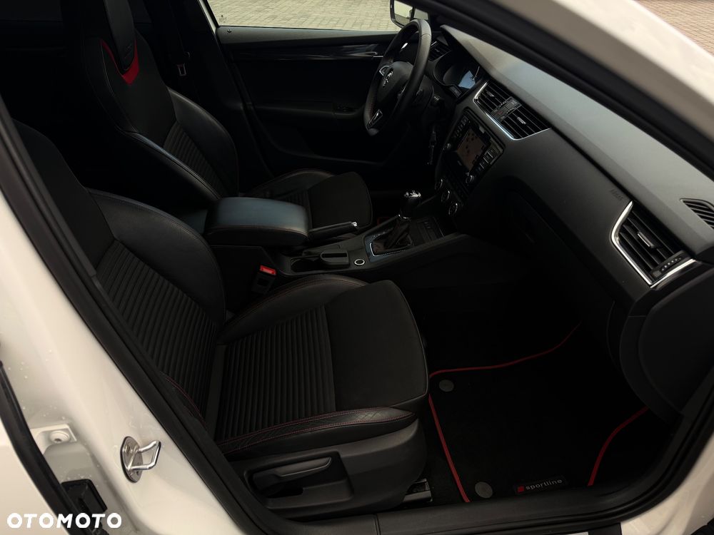 Skoda Octavia 2.0 TDI DPF DSG RS - 18