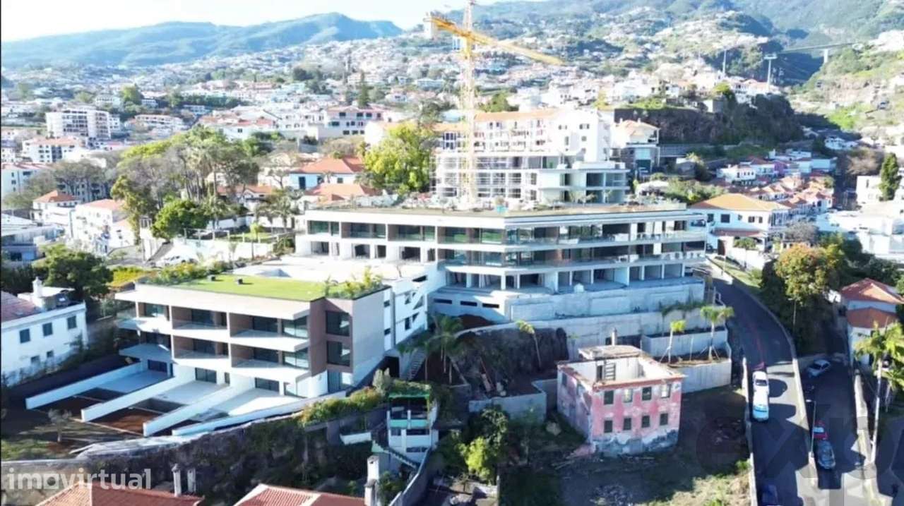 Apartamento T2 Centro do Funchal Vista Baía com Piscina - Grande imagem: 2/44