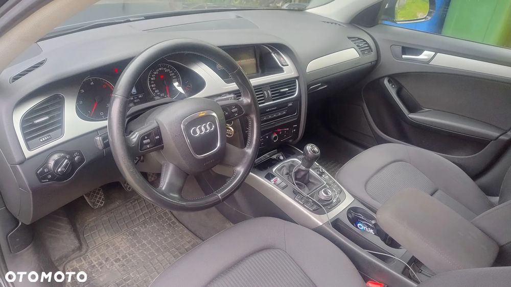Audi A4 2.0 TDI - 9