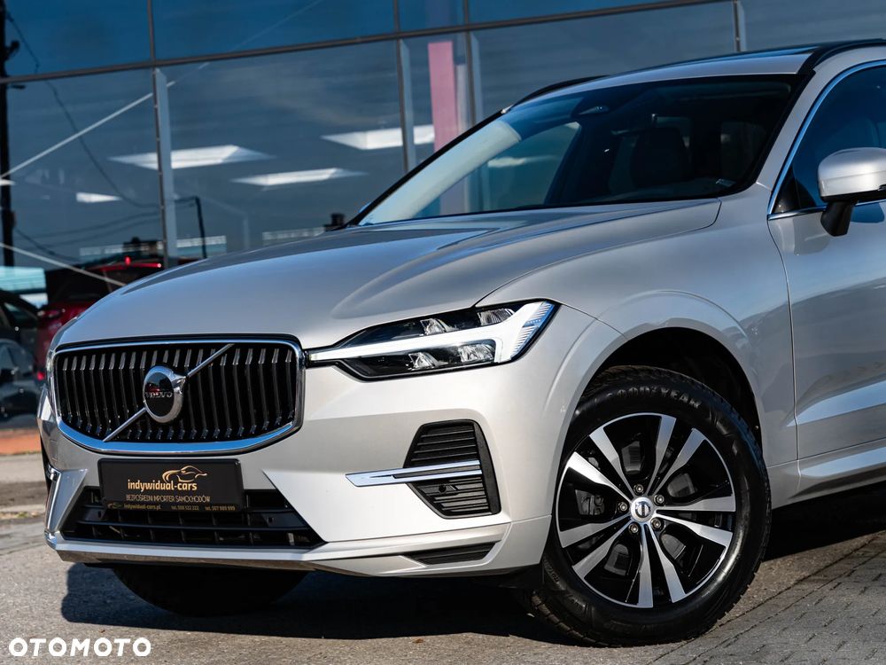 Volvo XC 60 B4 D Geartronic Momentum Pro - 8