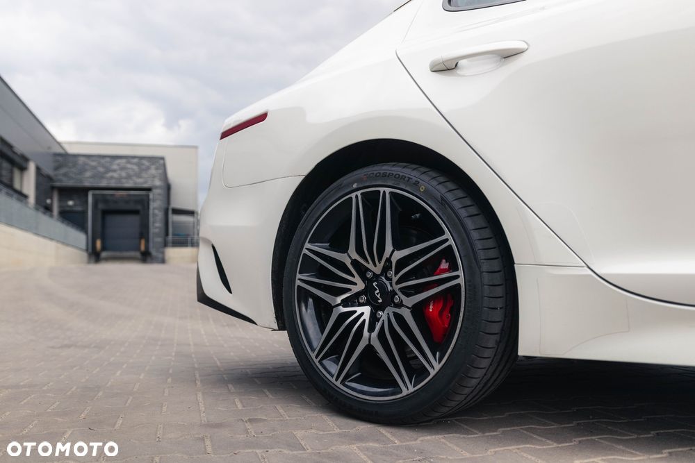 Kia Stinger 3.3 T-GDI V6 GT AWD - 28