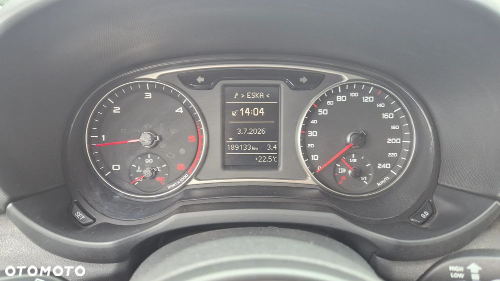 Audi A1 3-drzwiowe 1.6 TDI S line edition - 10