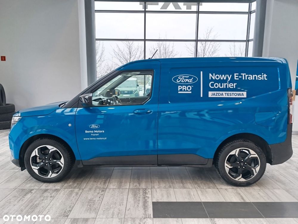 Ford Transit Courier - 3