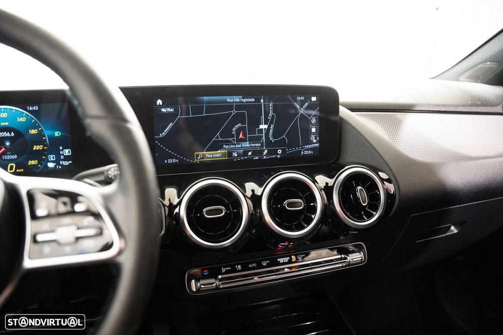 Mercedes-Benz GLA 250 e Progressive - 12