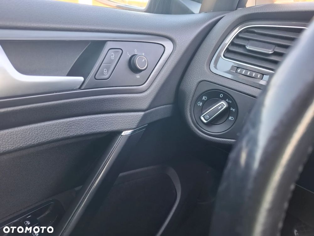 Volkswagen Golf 2.0 TDI (BlueMotion Technology) Comfortline - 16